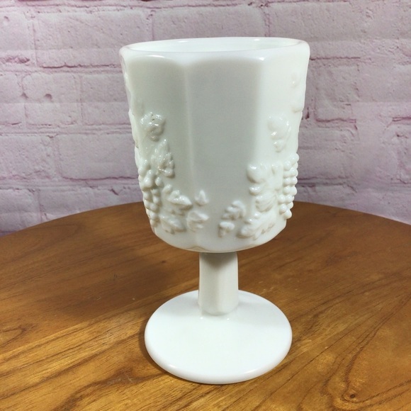 Vintage Westmoreland Milk Glass Paneled Grape Pattern Goblet - Picture 2 of 4